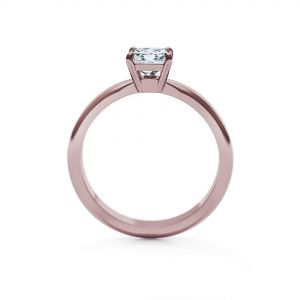 プリンセスカットダイヤモンドの婚約指輪 - 写真 1