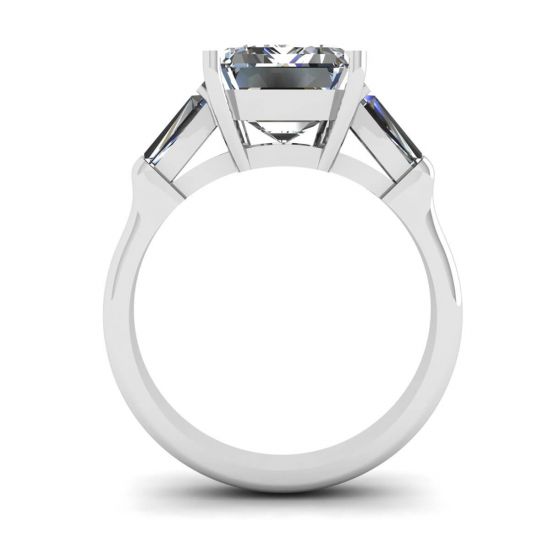 スリーストーン エメラルドとバゲット ダイヤモンドの婚約指輪,  画像を拡大する 2