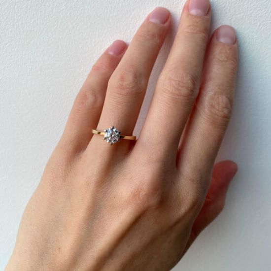 ダイヤモンドを使用したミックスゴールドの婚約指輪,  画像を拡大する 5